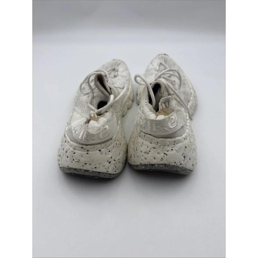 Nike Space Hippie White Women's 8 Low Top Lace Up Athletic Sneaker